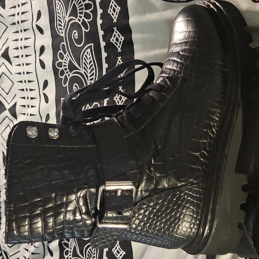 Crown Vintage Black Reptile Combat Boots 7 - Picture 7 of 11